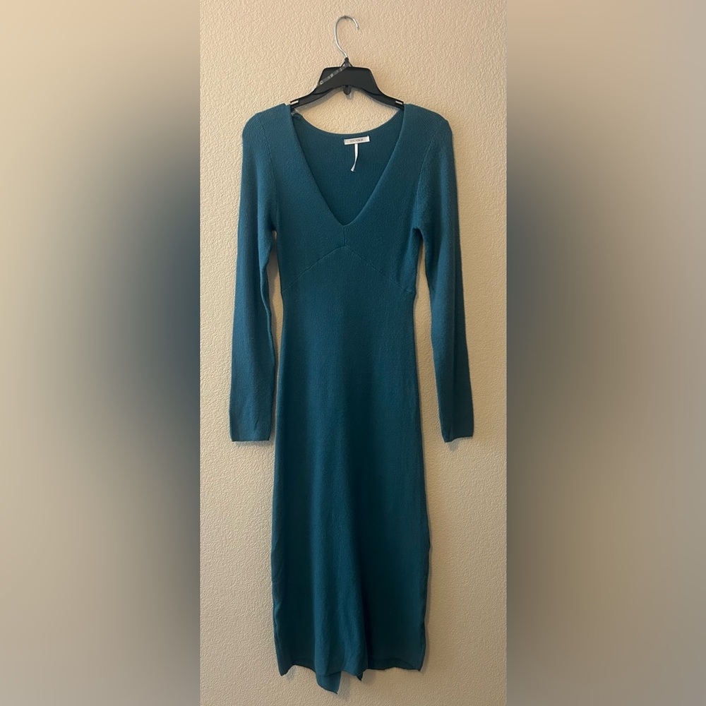 Teal Long Sleeve V-Neck Knit Dress
